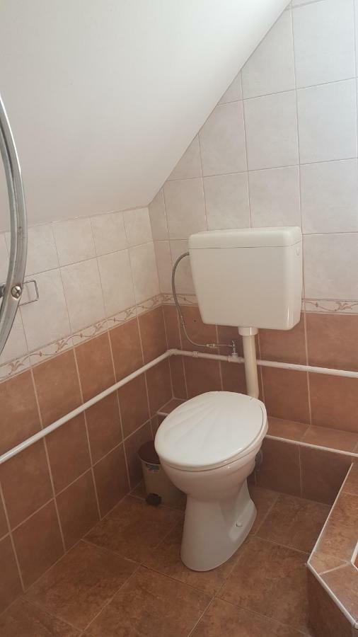 Csalad-Barat Apartman Balatonlelle Extérieur photo